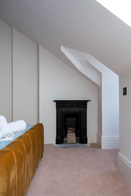 Luxury Duplex Penthouse On The Beach With Panoramic Sea Views Herne Bay Eksteriør billede